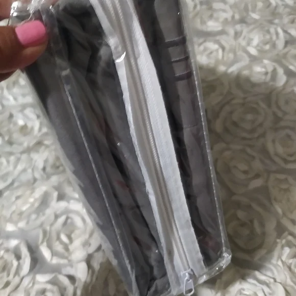 New XL twin sheets set. - Picture 12 of 12